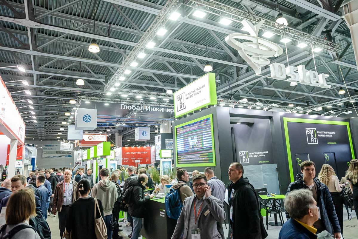 ExpoElectronica и ExpoCifra поздравляет с Днем работника электронной промышленности